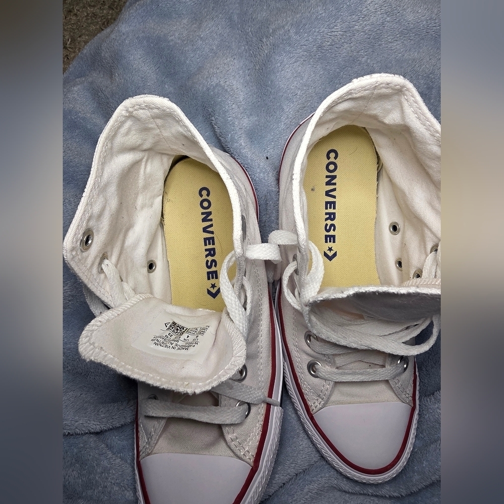 Chuck Taylor All Star Canvas Size 6 - Picture 8 of 13